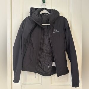 Arcteryx Atom Women’s Hoodie Jacket, size small, black, EUC